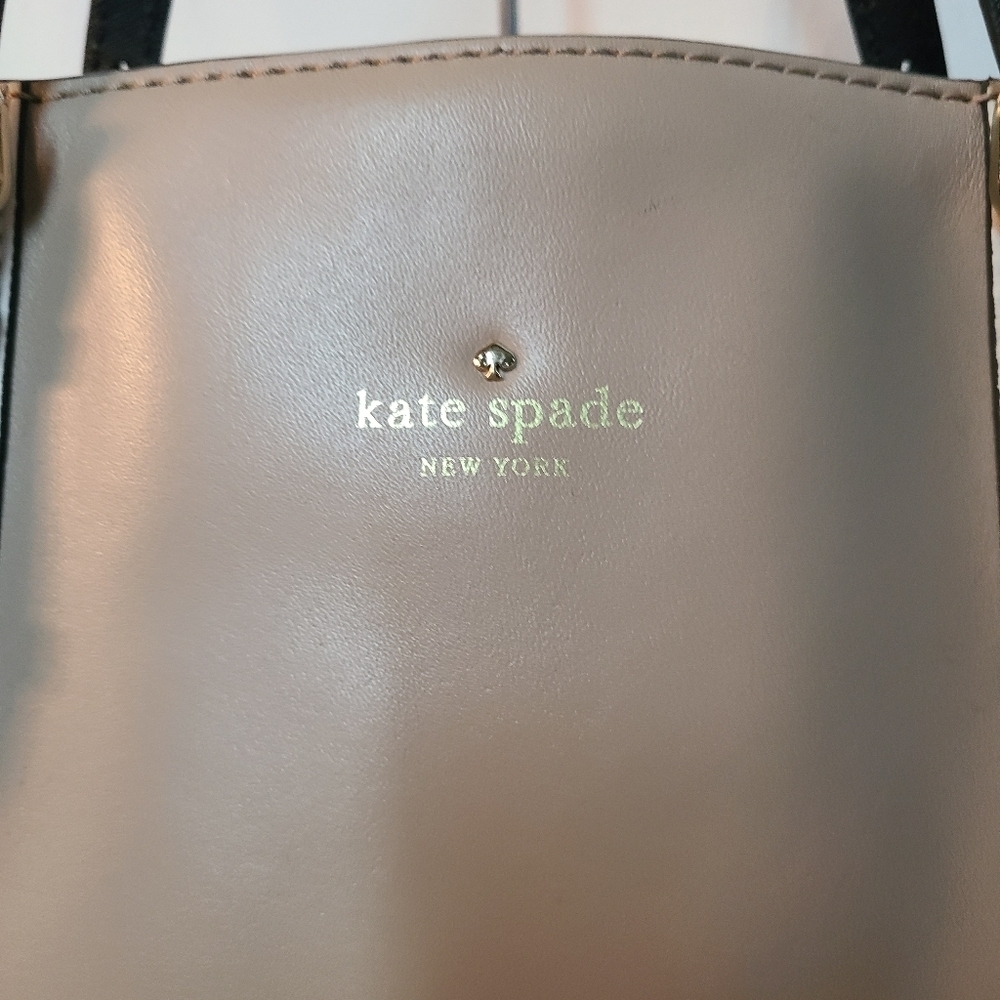 Kate Spade Handbag - Picture 12 of 16
